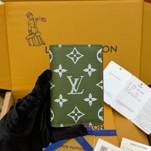 Alternative view of 320¥ Premium Full-Steel Wallet, Authentic Design, Top-Grain Cowhide, 163 Dynamic, Boutique-Matching Packaging, Complete Set as Pictured: Certificate of Authenticity, Copper Electronic Tag, Gift Bag! M26072 Moss Green